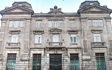 The main facade of the A Coruña branch office 