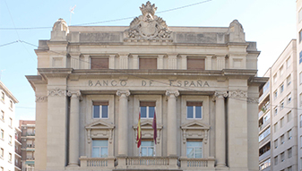 Fachada principal de la sucursal de Murcia.