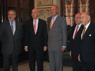 Abrir foto en nueva ventana: Acto público de entrega del Premio de Economía Rey Juan Carlos a Gonzalo Anes y Álvarez de Castrillón (Las personalidades asistentes posan para los medios)