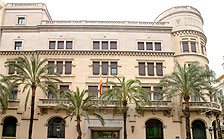 Fachada principal de la sucursal de València.