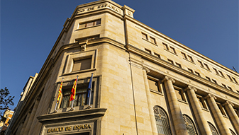 The main facade of the Zaragoza branch office.
